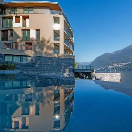 Luxury * Laglio